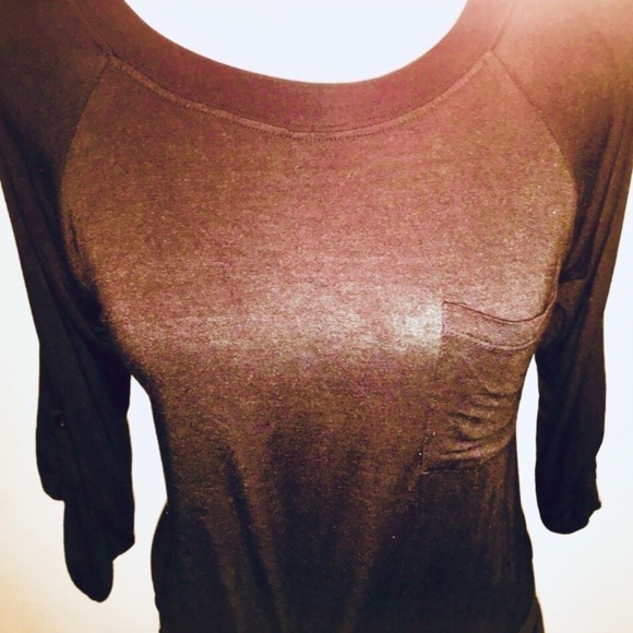 Black 3/4 Sleeve Top Size Medium - Picture 3 of 7